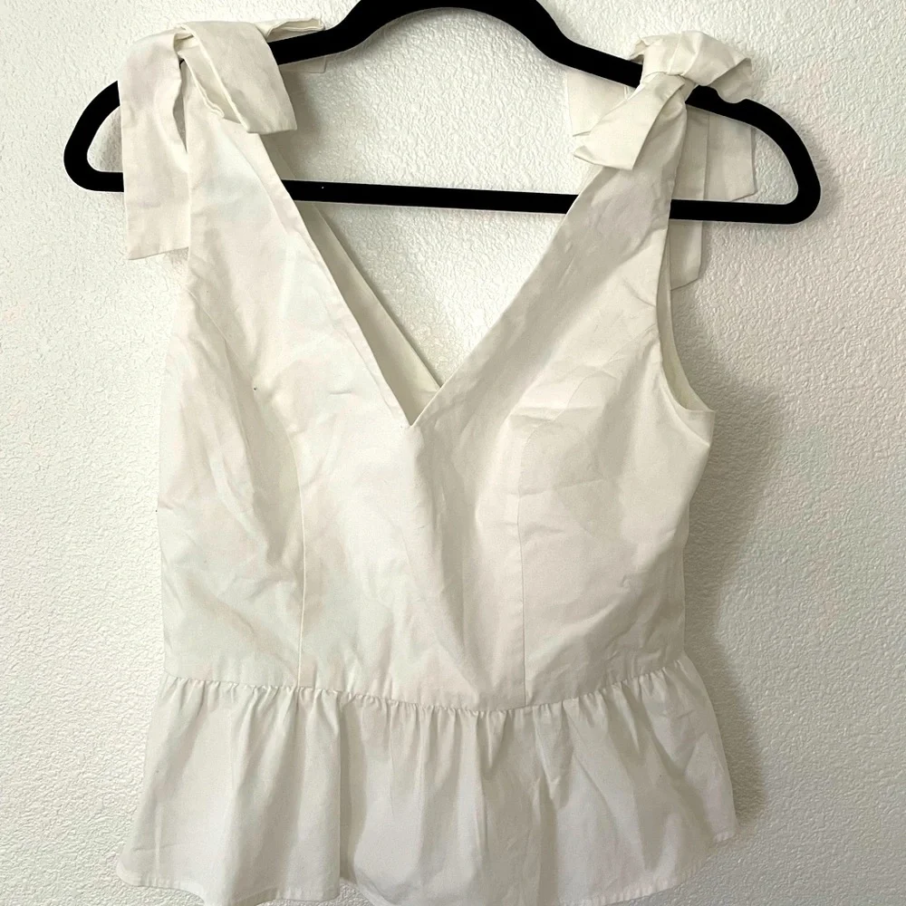 White Cropped Top - Picture 1 of 3